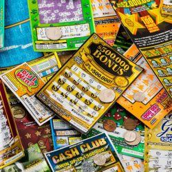 Pros and Cons of Playing Lottery